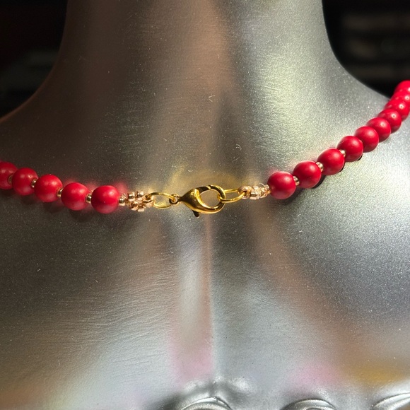 Hand crafted red turquoise collar necklace and crystal beads 15 in - Picture 3 of 4